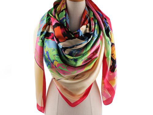 Prima-obchod Velký saténový šátek s květy 130x135 cm, barva 22 pink