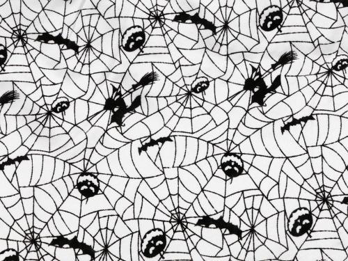Prima-obchod Dekorační satén Halloween / čarodějnice, barva 1 bílá