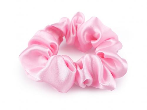 Saténová scrunchie gumička do vlasů, barva 04 růžová sv.