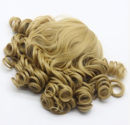 Fantasy kudrnatá vlasová paruka pro panenky tmavě blond - F
